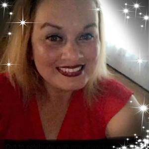 Meet your Posher, Iris